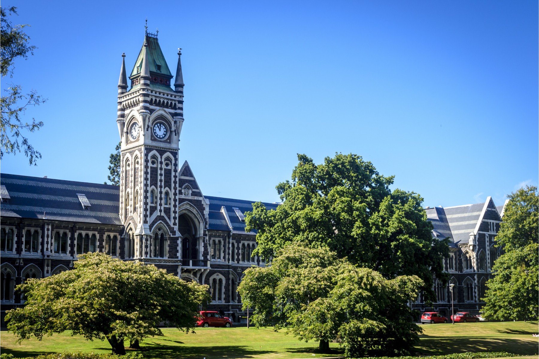 Complete guide to Dunedin student housing and flatting