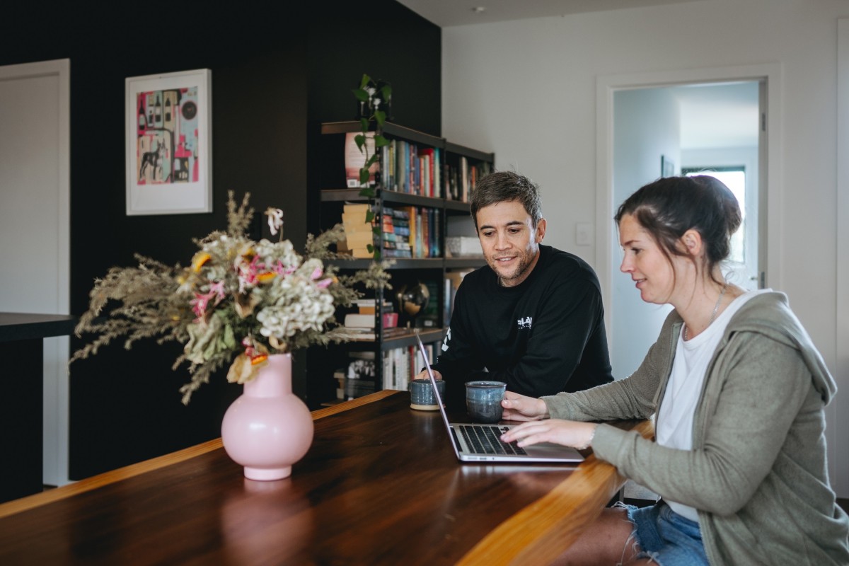 Your complete change of address checklist when moving house