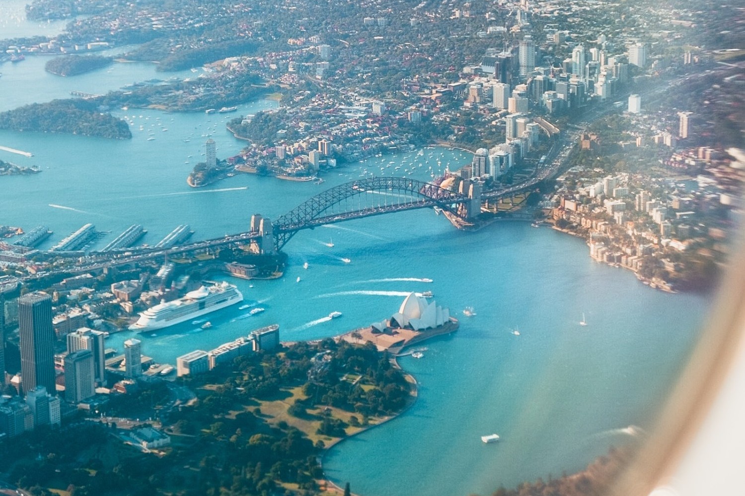 Is Australia A Better Place to Move Than New Zealand? Is Australia A Better Place to Move Than New Zealand?