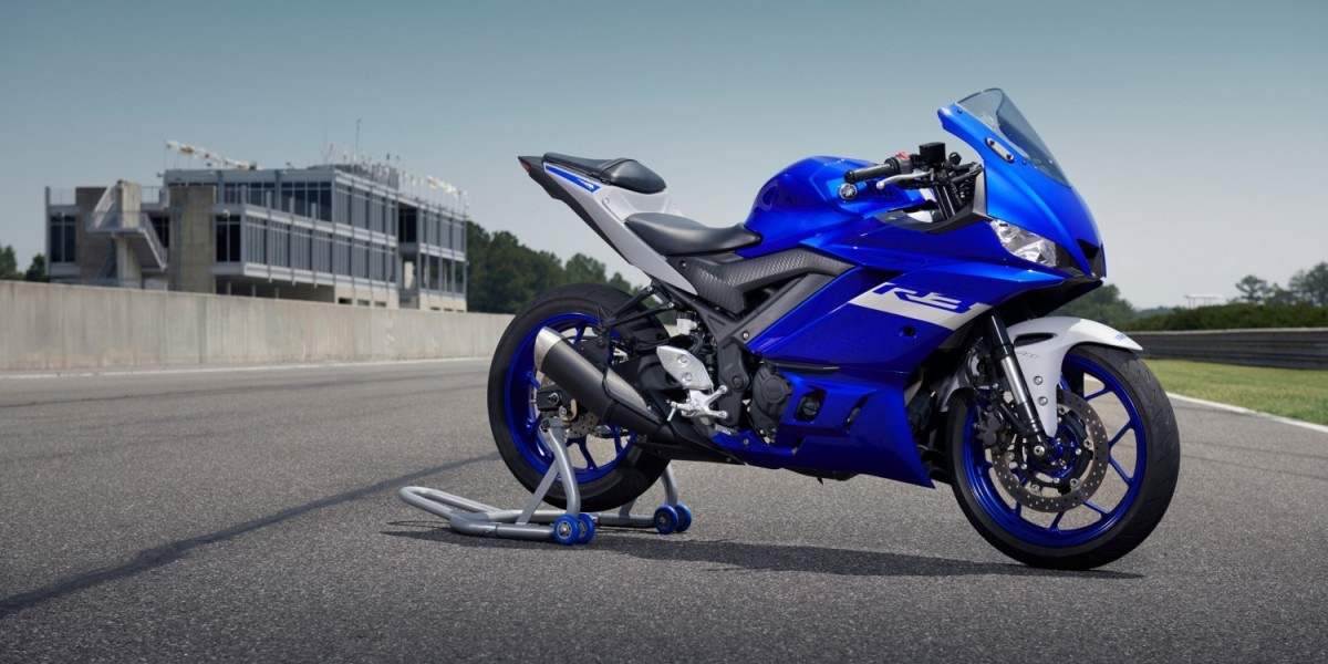 A blue Yamaha YZF-R3 &ndash; a perfect motorbike for beginners as the bike is lightweight, making it easy to maneuver