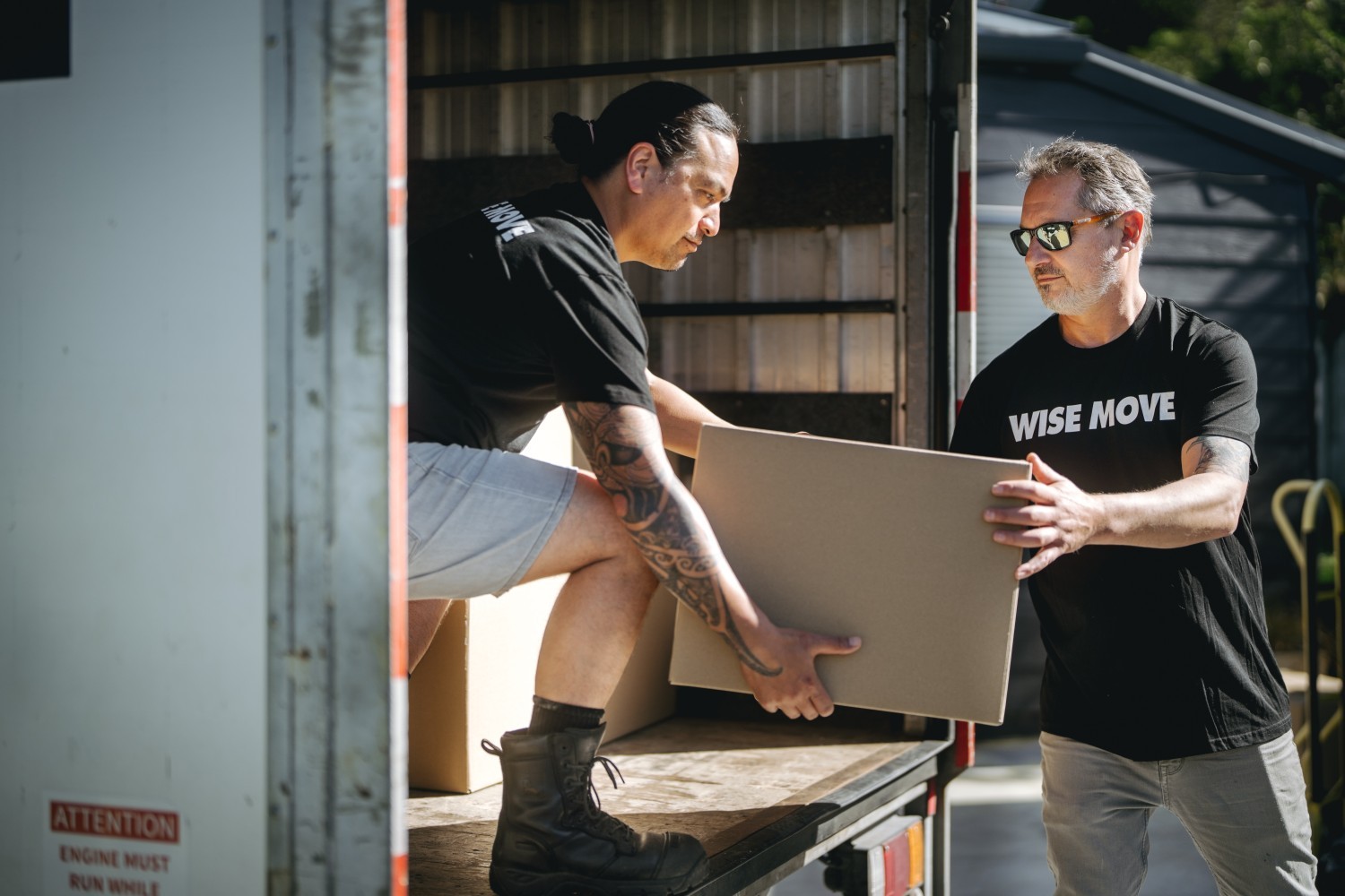 When to Hire Movers?