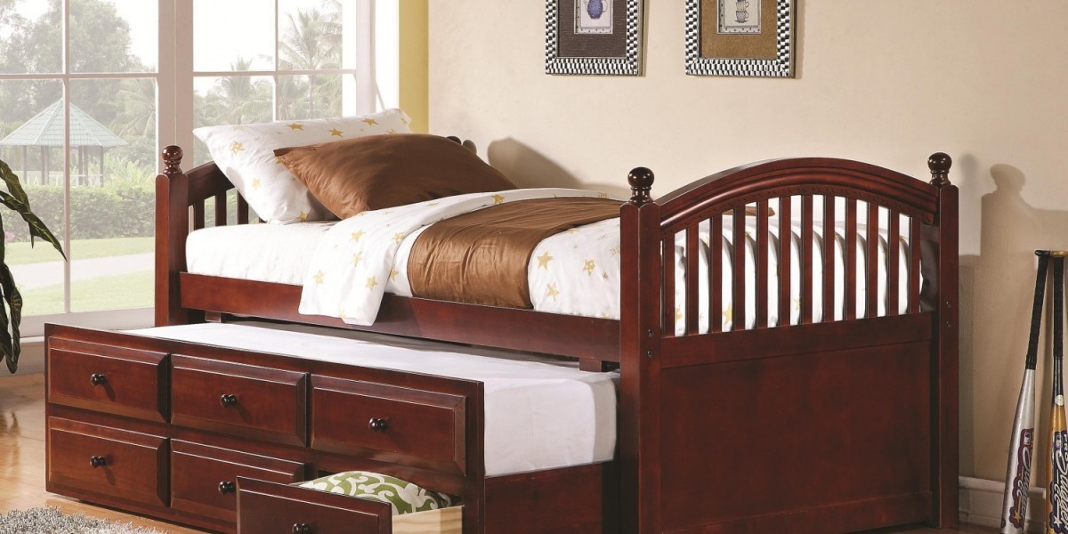 A captain's bed