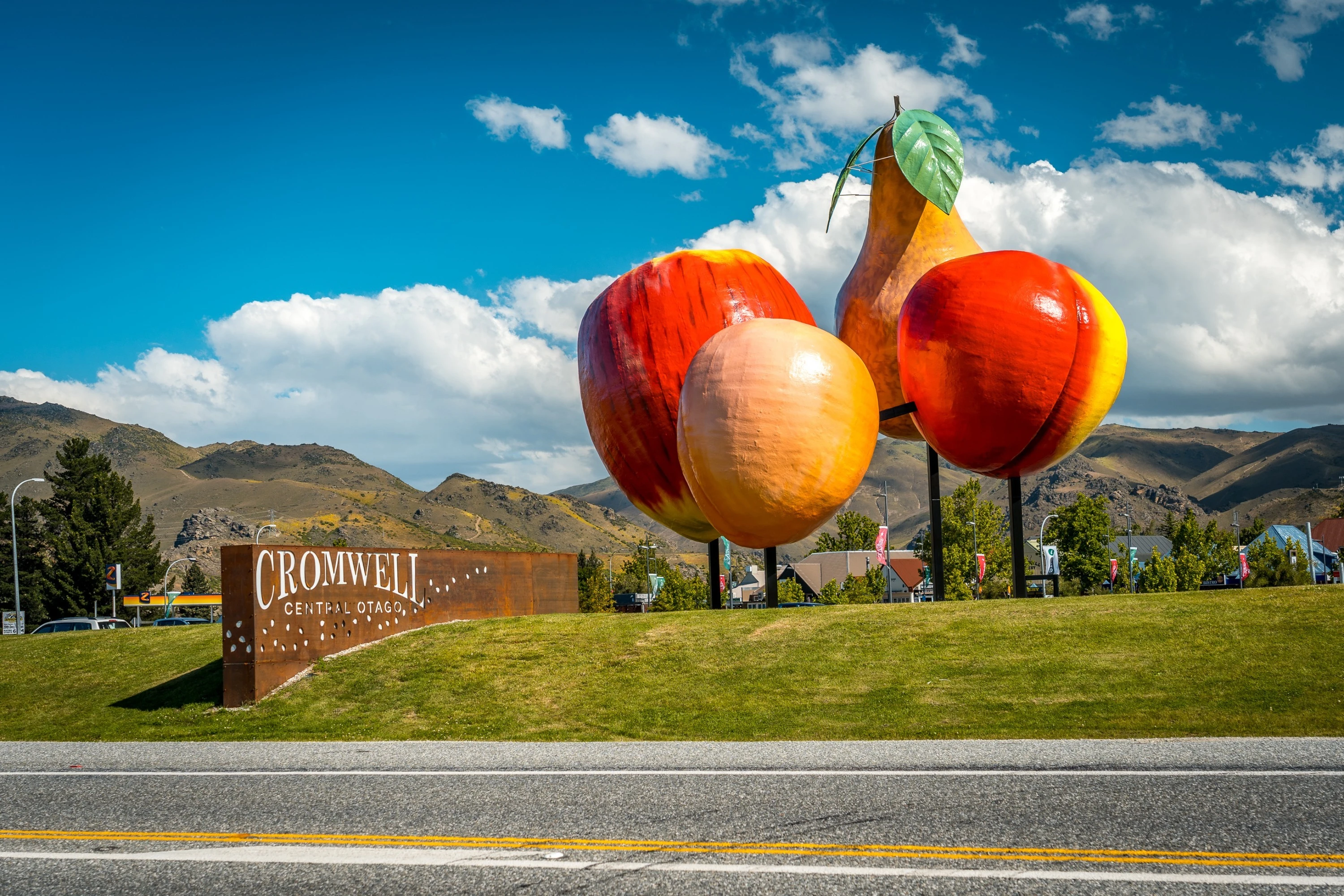 New Zealand's kitsch icons: Explore the small towns with big iconography