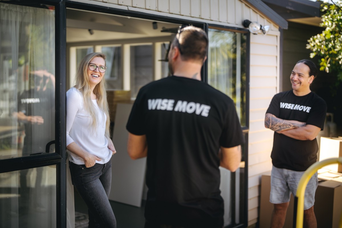 The Complete Guide to Shipping Goods to New Zealand: Customs, Duties and Regulations