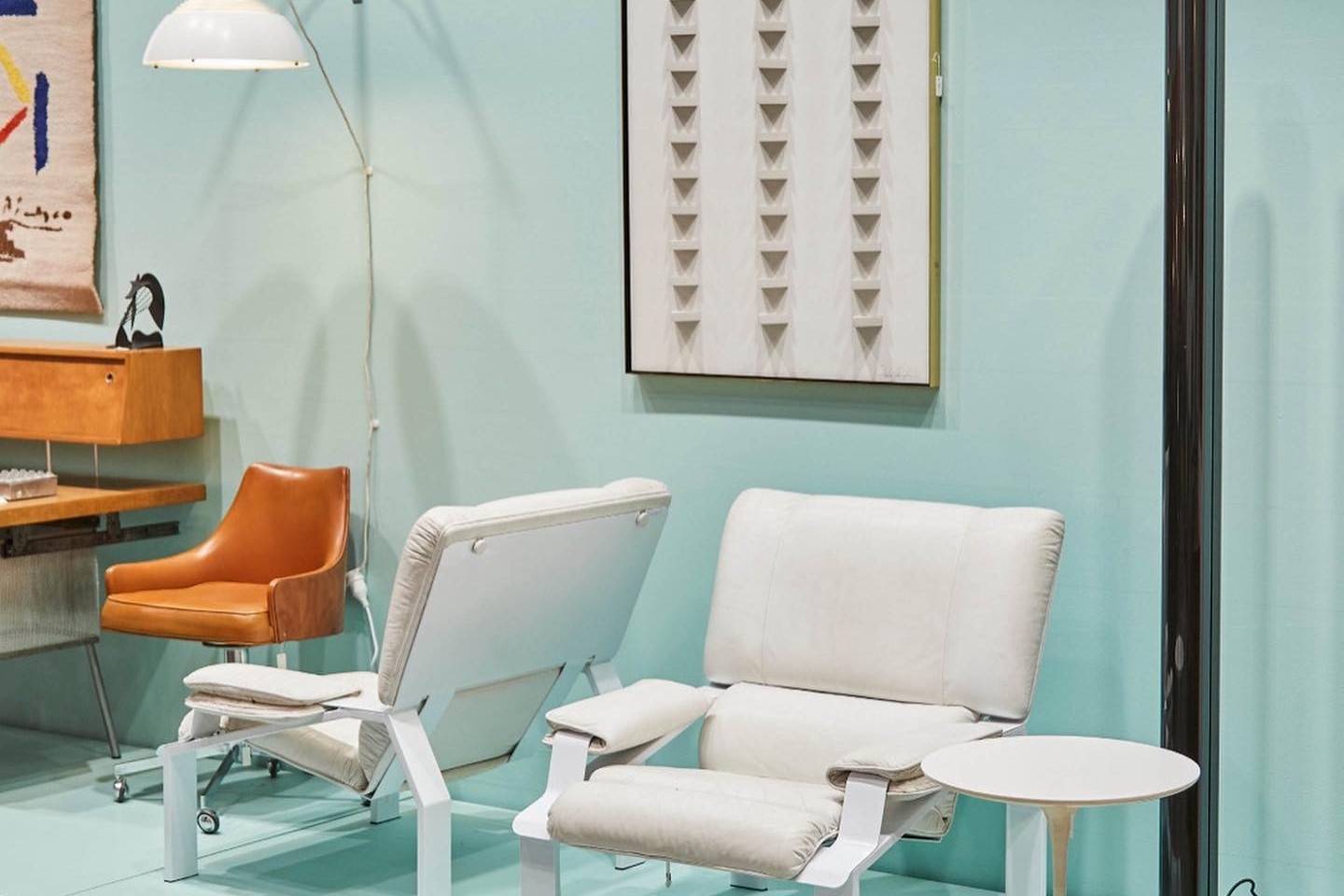 Where to buy furniture at auction in New Zealand