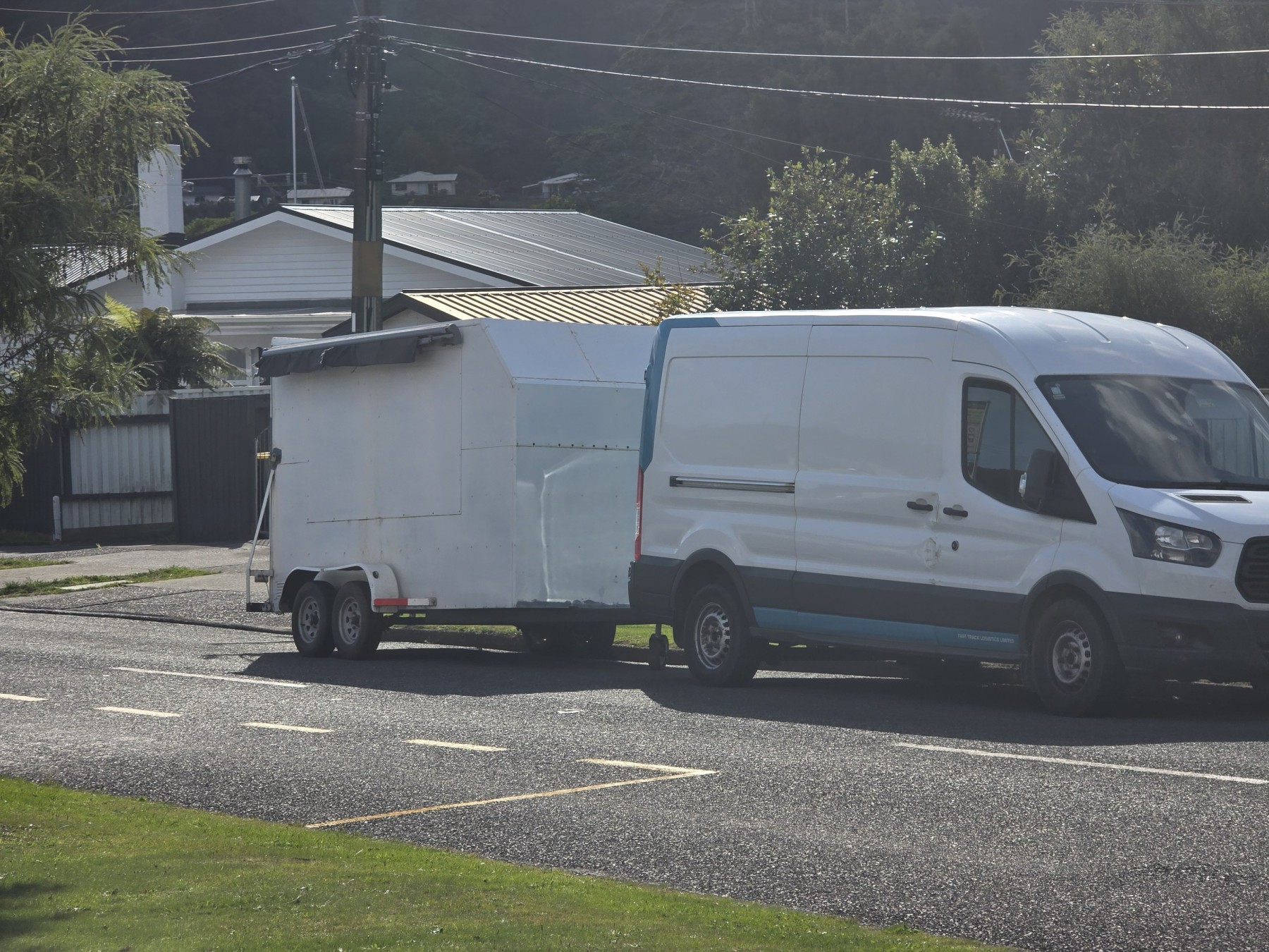 Fast Track Logistics | Book Now - Wise Move