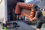 Mover image