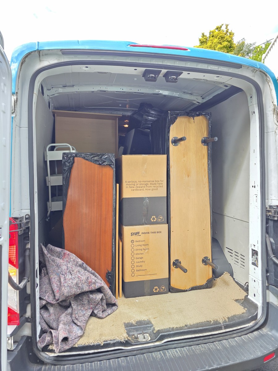 Fast Track Logistics | Book Now - Wise Move