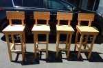 4 Bar Stools With Backs