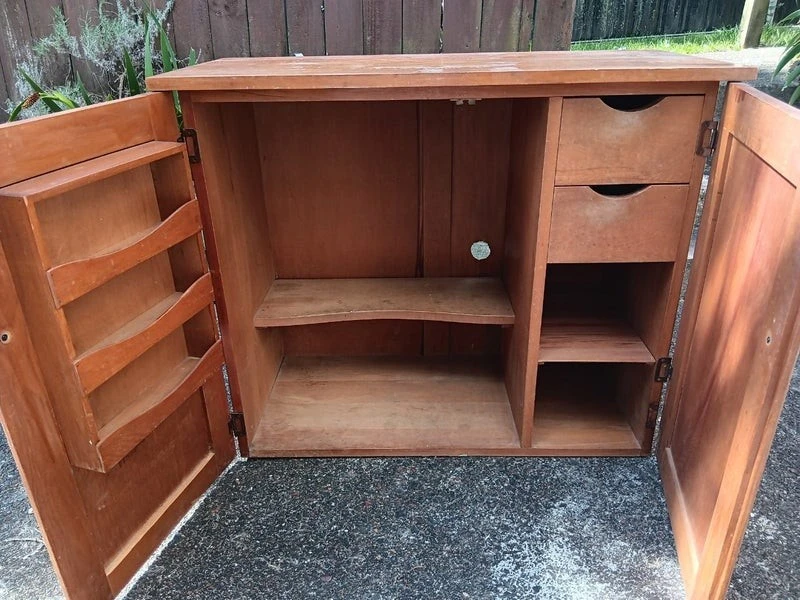 Solid wood cabinet