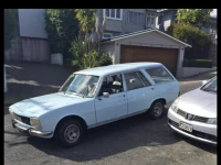 Peugeot 504