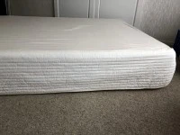 Bed, Queen size, Sealy Posturepedic super premium
