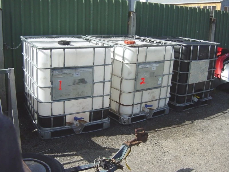 1000 Litre IBC Caged tank, Empty, Clean 63kg