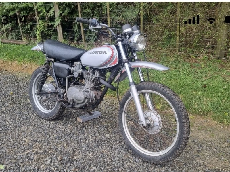 Motorcycle Honda Xl250