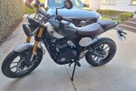 Motorcycle Triump Scrambler 400cc