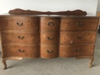 Chest of drawers