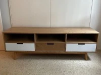 Entertainment tv stand