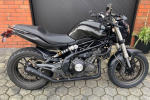 Motorcycle Benelli bn302