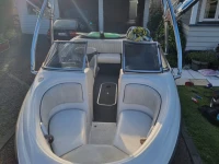 Motorboat 5.5m 180 bowrider