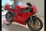 Motorcycle Ducati Super Sport 916