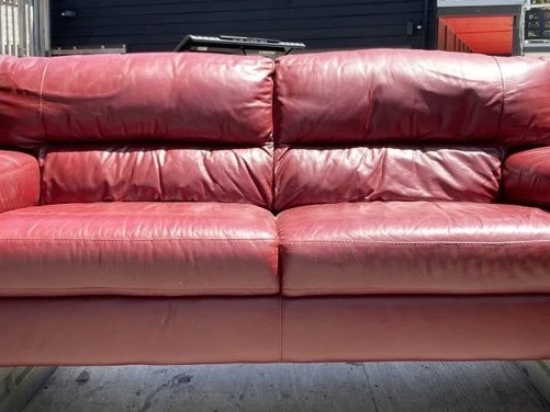 Leather 3 & 2 Seater ex Farmers