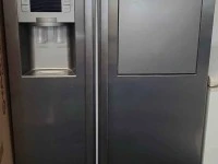 Fridge freezer large