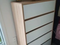 Wood/white chest of drawers