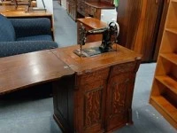 Vintage oak sewing machine and table