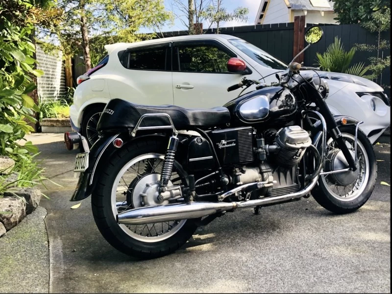 Motorcycle Moto Guzzi 1972 Ambassador 750