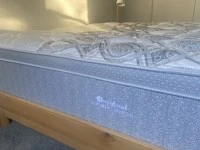 Queen mattress - Sleepyhead - Near new
