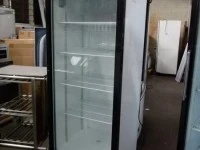 Single door display chiller