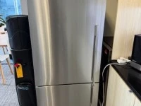 Fridge freezer