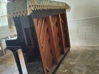 Yamaha piano