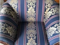 3 Piece Lounge suite, 2 x chairs