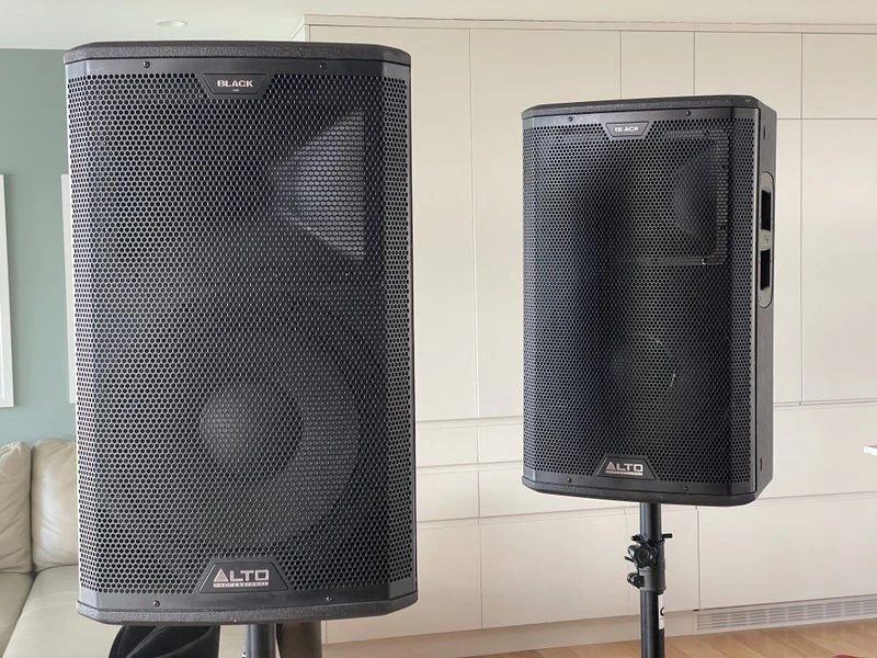 Alto Professional Black 12 Loudspeakers + KRK 10s Subwoofer