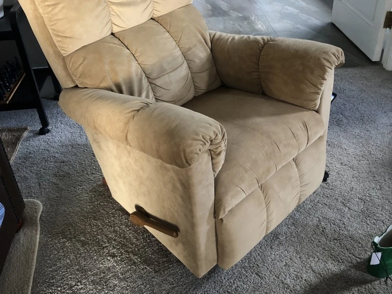 Lazy boy chair