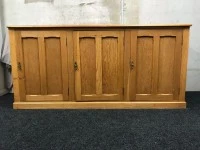 Sideboard