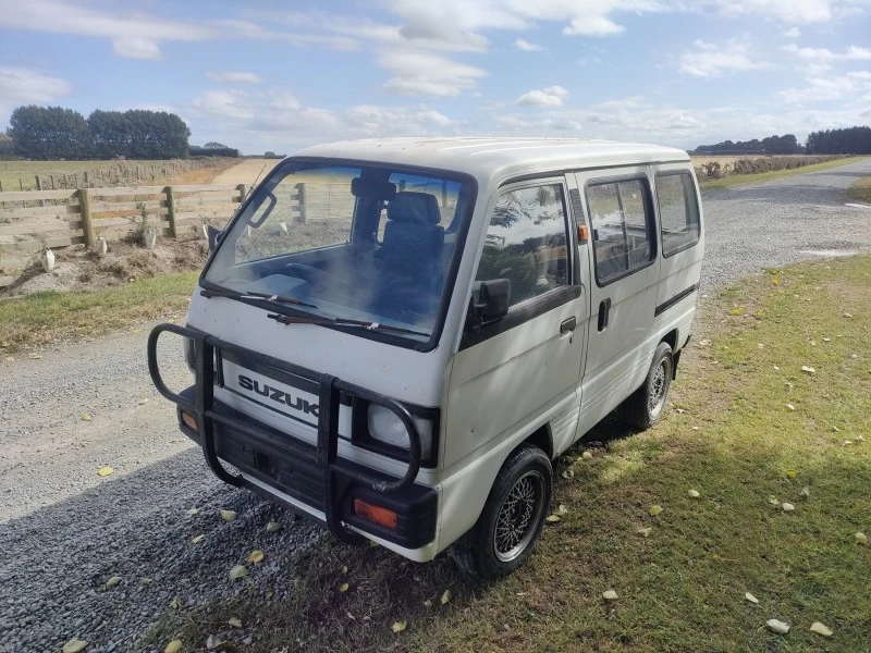 Suzuki Carry