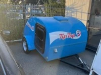 Small teardrop caravan