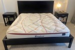 Bo Concept Super king bedframe with Sleepyhead Swisstek mattress