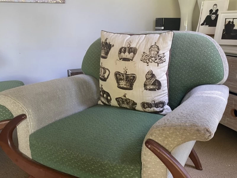 Couch, Chair, Chair