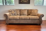Larkinhurst Lounge Suite – 3+2 Seater, Recliner, Made in USA – $1 Rese...