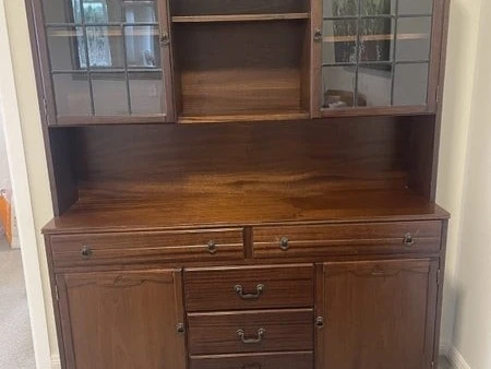 Hutch Dresser / Display Cabinet also selling matching Side Board