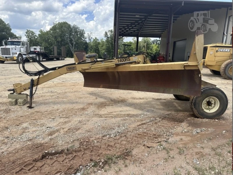 Tractor grader blade tow behind