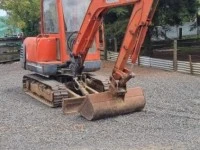 3.2 ton digger with weak drive