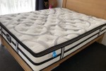 OASIS 18 QUEEN MATTRESS- Nearly New