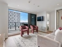 3 bedroom apartment move