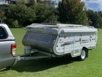 Camper trailer