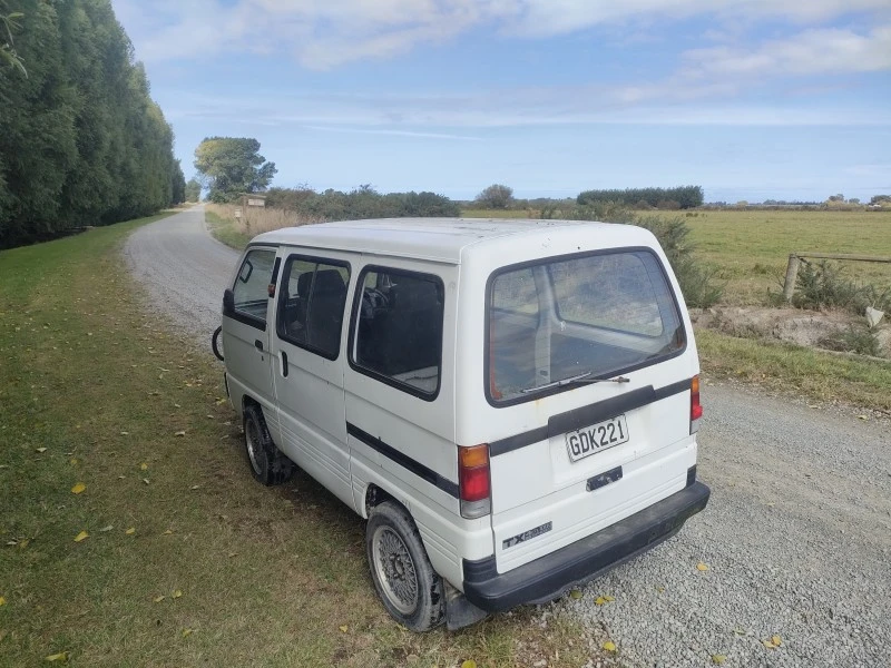 Suzuki Carry