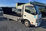 2015 Hino Dutro single cab flat deck long tray